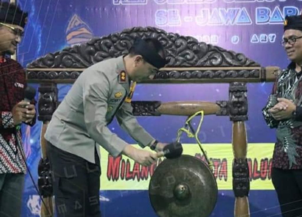 Penutupan Festival pencak silat Kapolres Cup