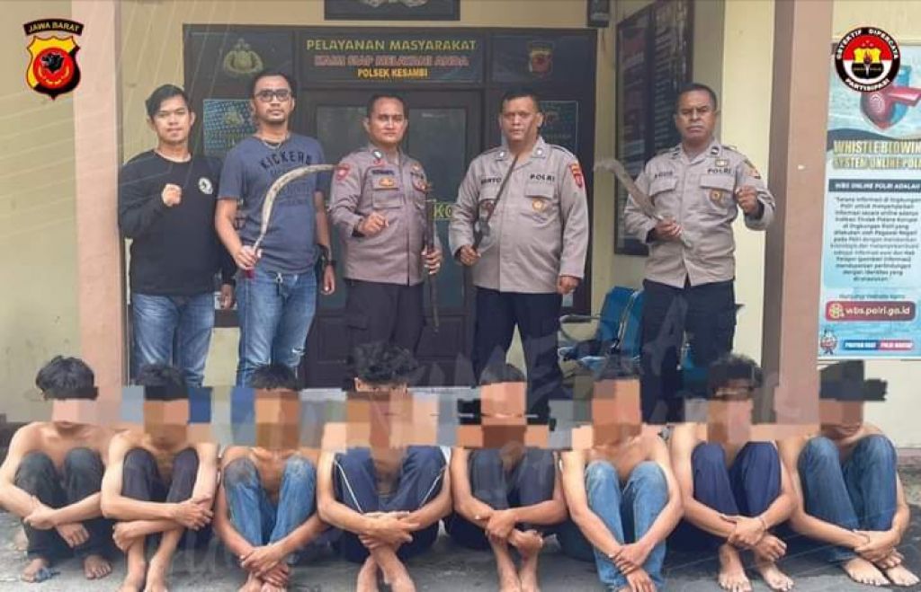 8 pelaku yang ditangkap Polsek Kesambi saat hendak tawuran