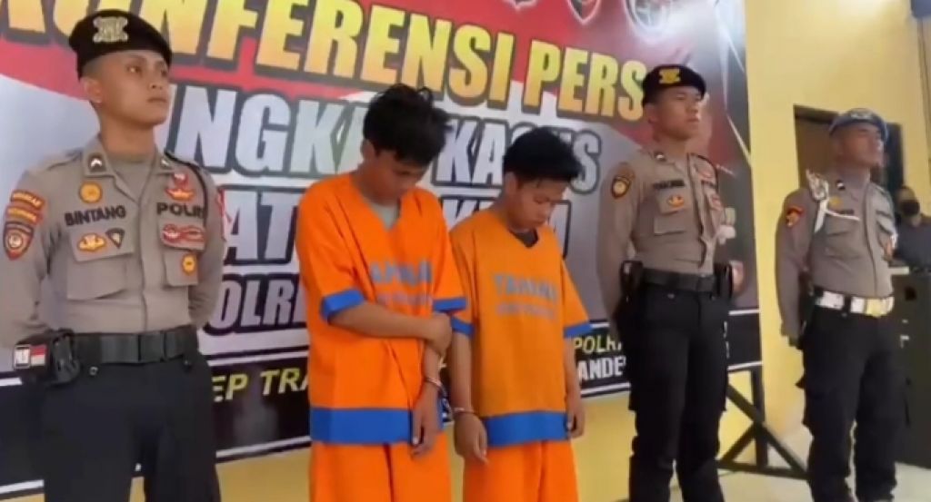 S dan AI, pelaku pencurian