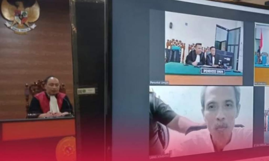 Moch Hasan Safi'i saat menjalani sidang