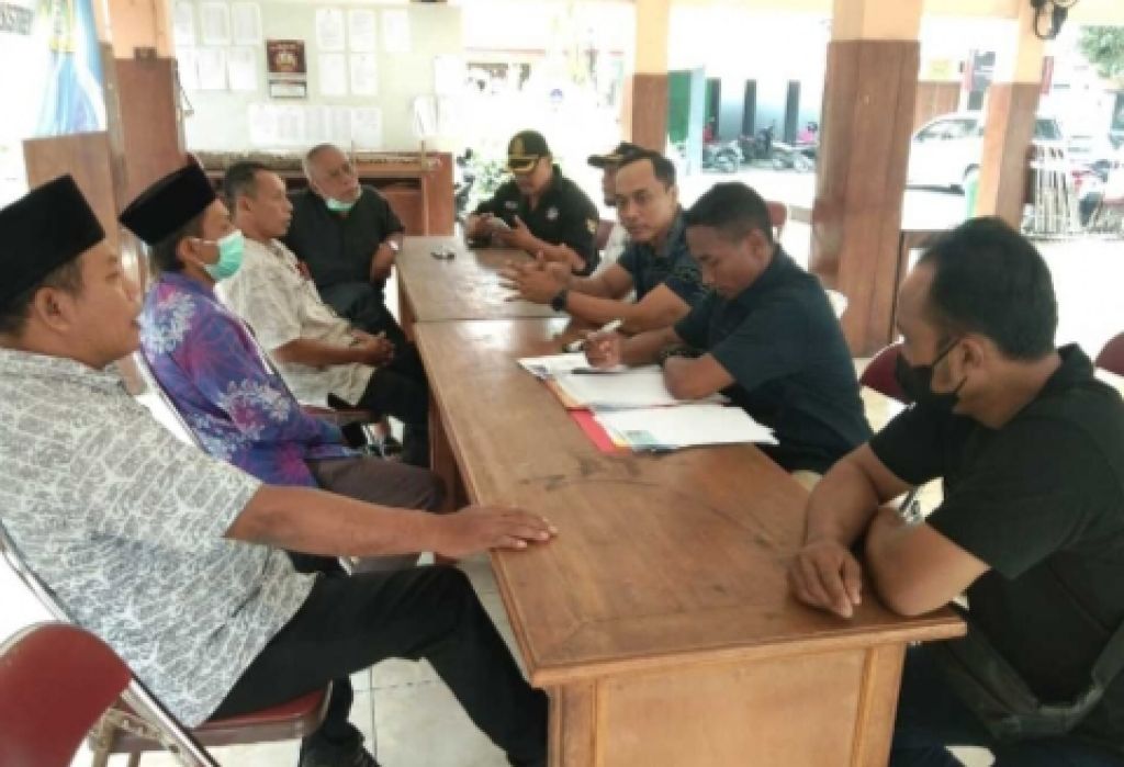 Mediasi dugaan penipuan jual beli tanah di Desa Kedamean