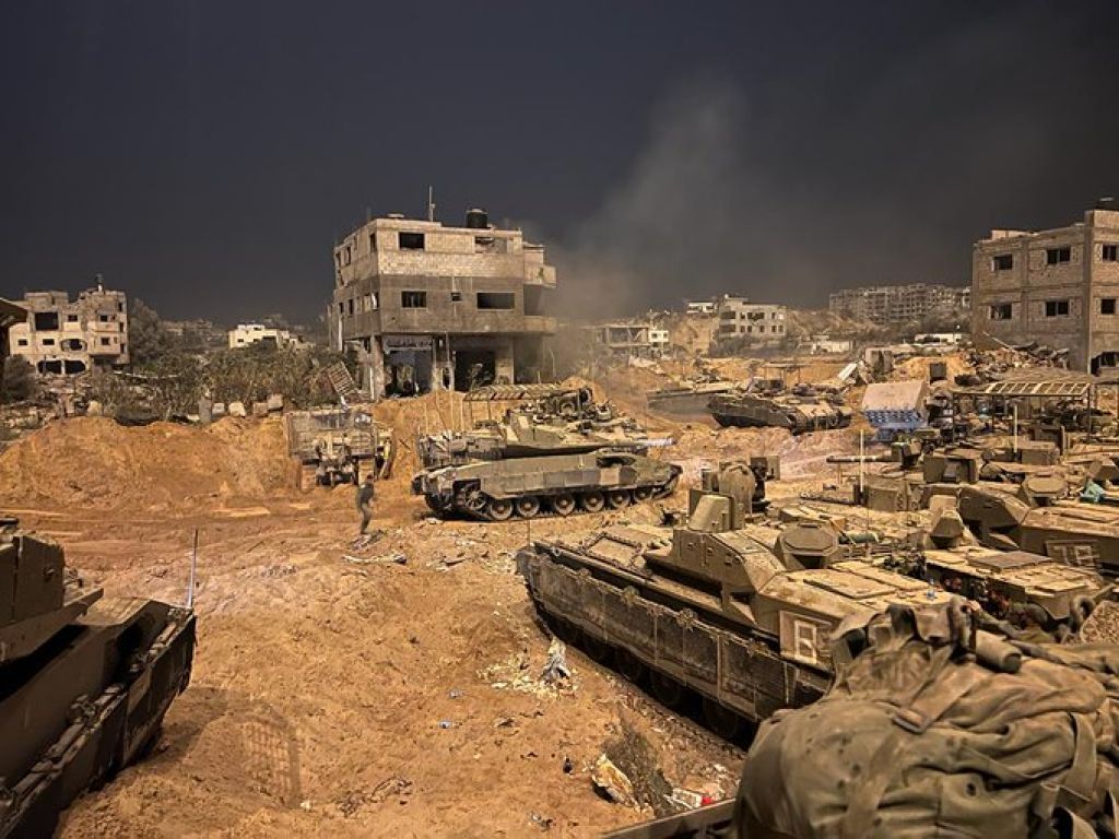 Serangan tentara Israel di Jalur Gaza