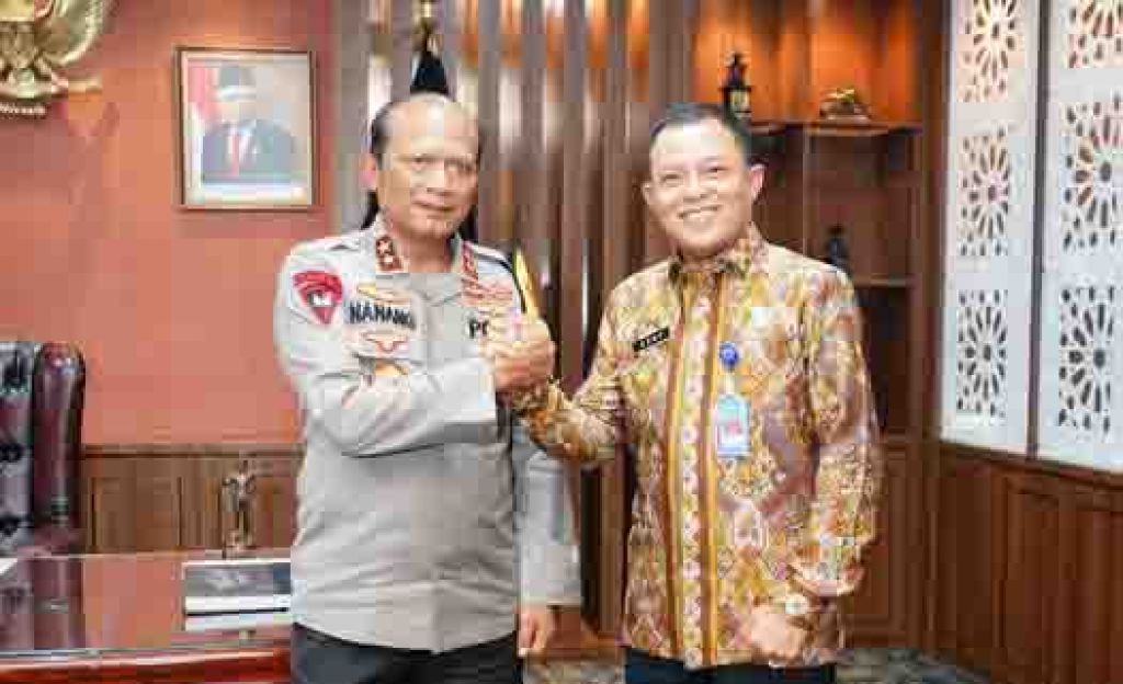 Kapolda Kaltim bersama Kepala BNNP Kaltim