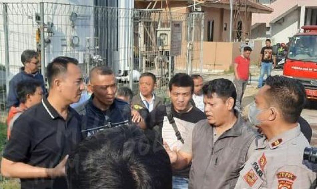 Kapolres Garut, AKBP Rohman Yonky Dilatha pimpin langsung cek TKP kebakaran RSU dr. Slamet Garut