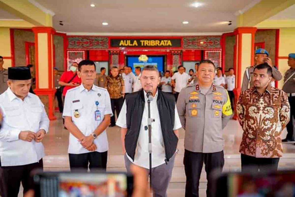  Mulfachri Harahap, saat melaksanakan kunjungan kerja ke Mapolda Sumut