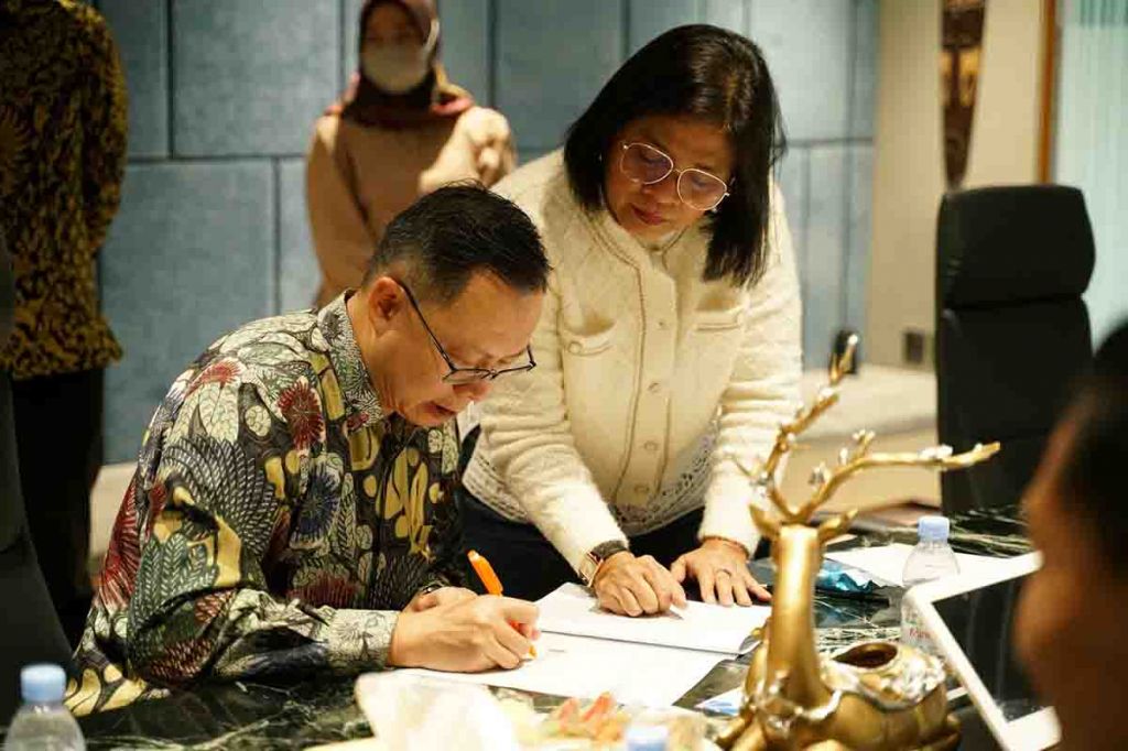 NETA menandatangani kesepakatan kerjasama dengan PT Bank Central Asia Tbk 