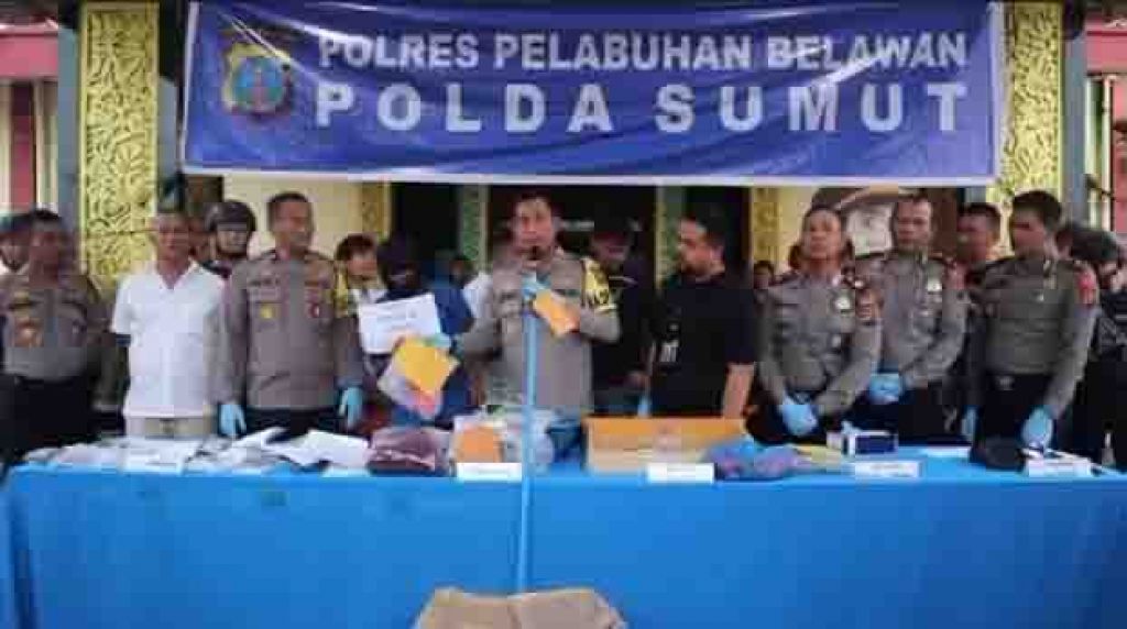 Konferensi pers yang diadakan di Markas Polres Pelabuhan Belawan