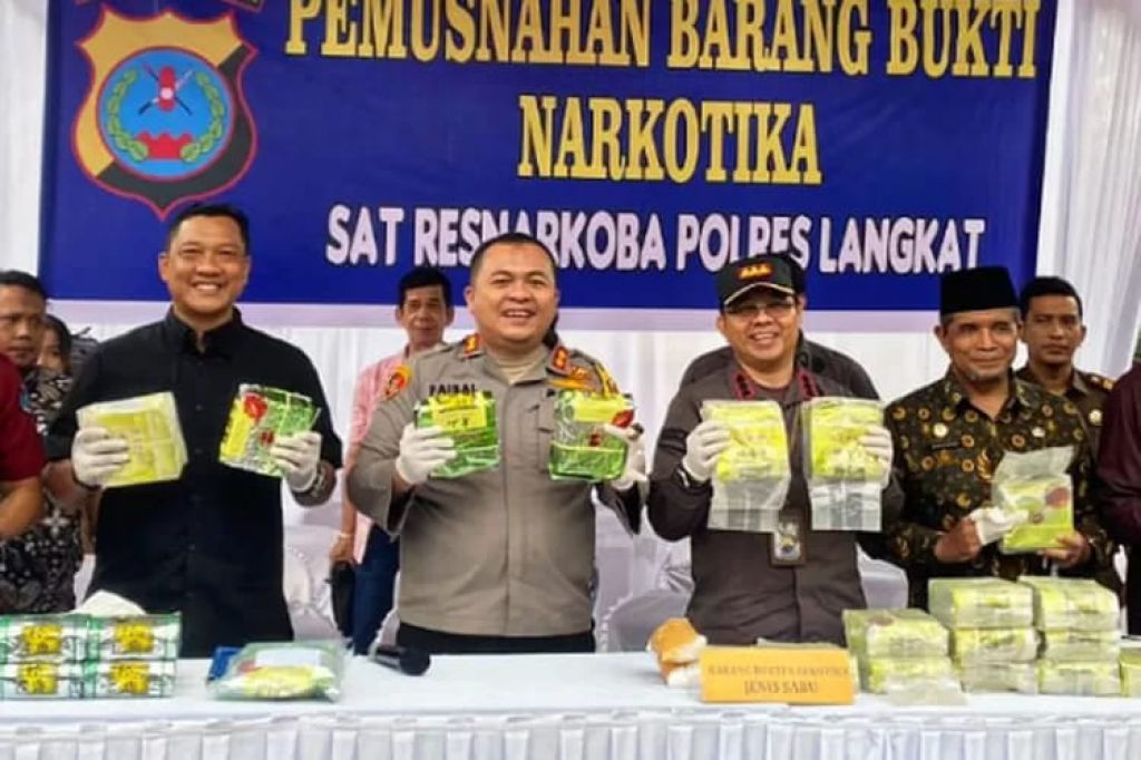 Polres Langkat memusnahkan barang bukti narkotika