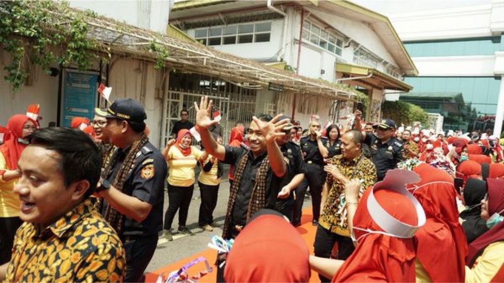 Kunjungan ke PT HM Sampoerna