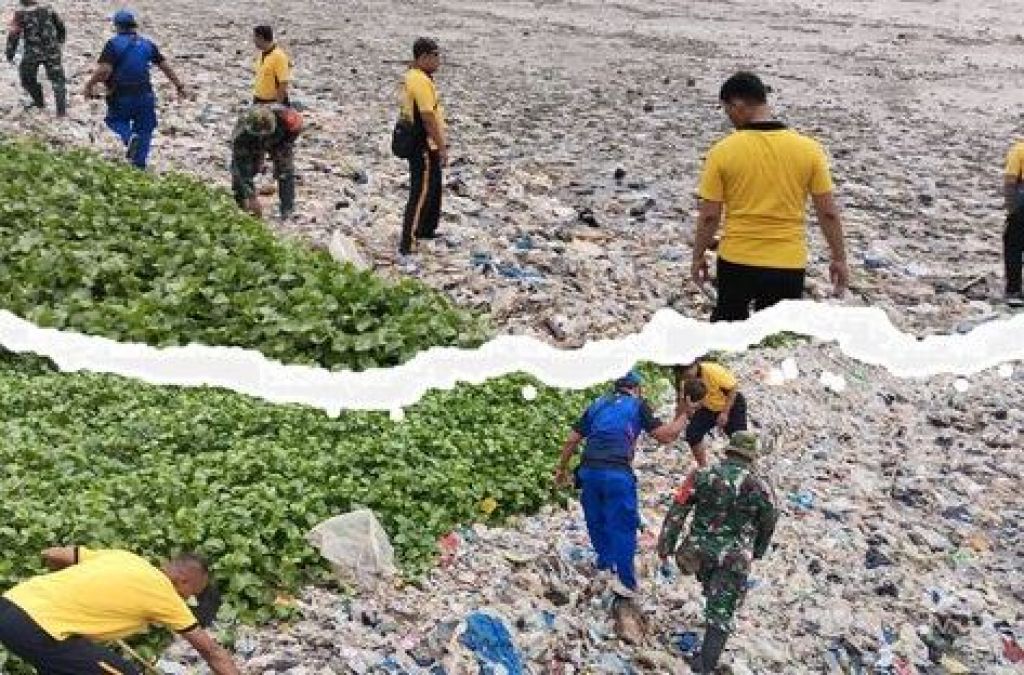 Satpolairud Polres Bangkalan mendukung pelaksanaan Kamal Beach Light Up