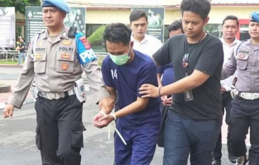 Tersangka kasus pembunuhan di Jalan Sodetan