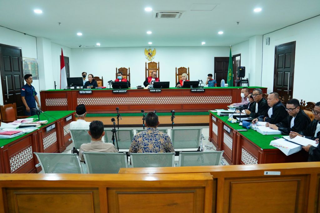 Sidang Perkara Pidana nomor 484/Pid. B/2023/PN.Bks dengan terdakwa H. Dani Bahdani