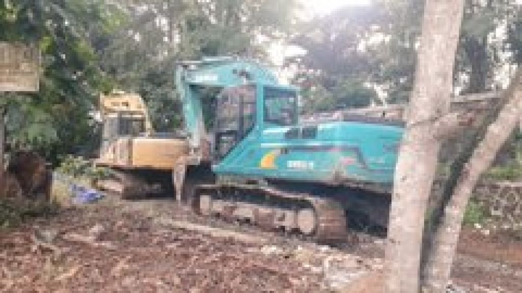 Excavator yang diamankan Gakkum KLHK, digunakan untuk mengeruk batu bara ilegal