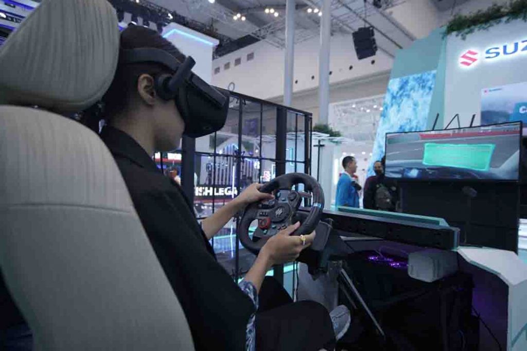 Terapkan Eco Driving Di Booth Suzuki GIIAS 2023
