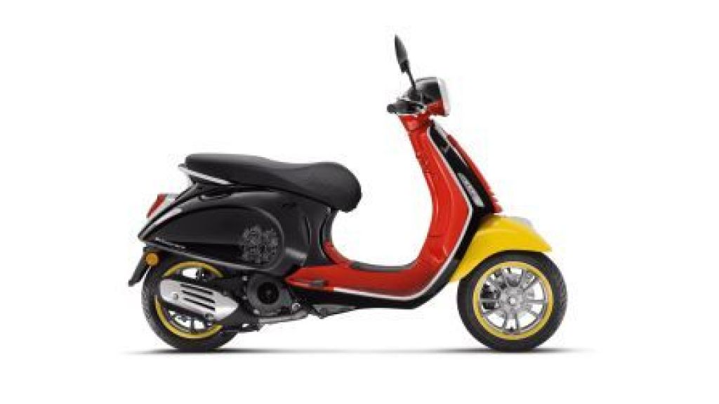 Vespa x Mickey Mouse Disney Edition
