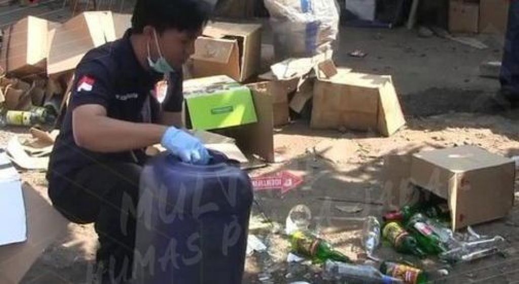 Polisi akan mengusut kandungan zat dalam minuman keras
